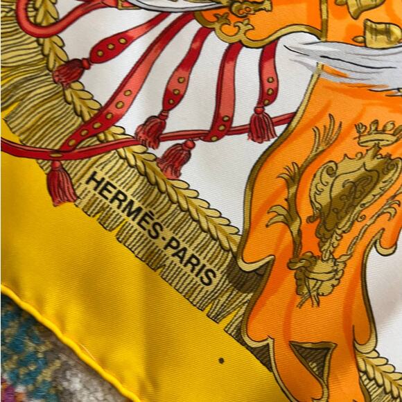 Hermes Caparacons de la France et de L'Inde Carre 90 Silk Scarf - Picture 3 of 8